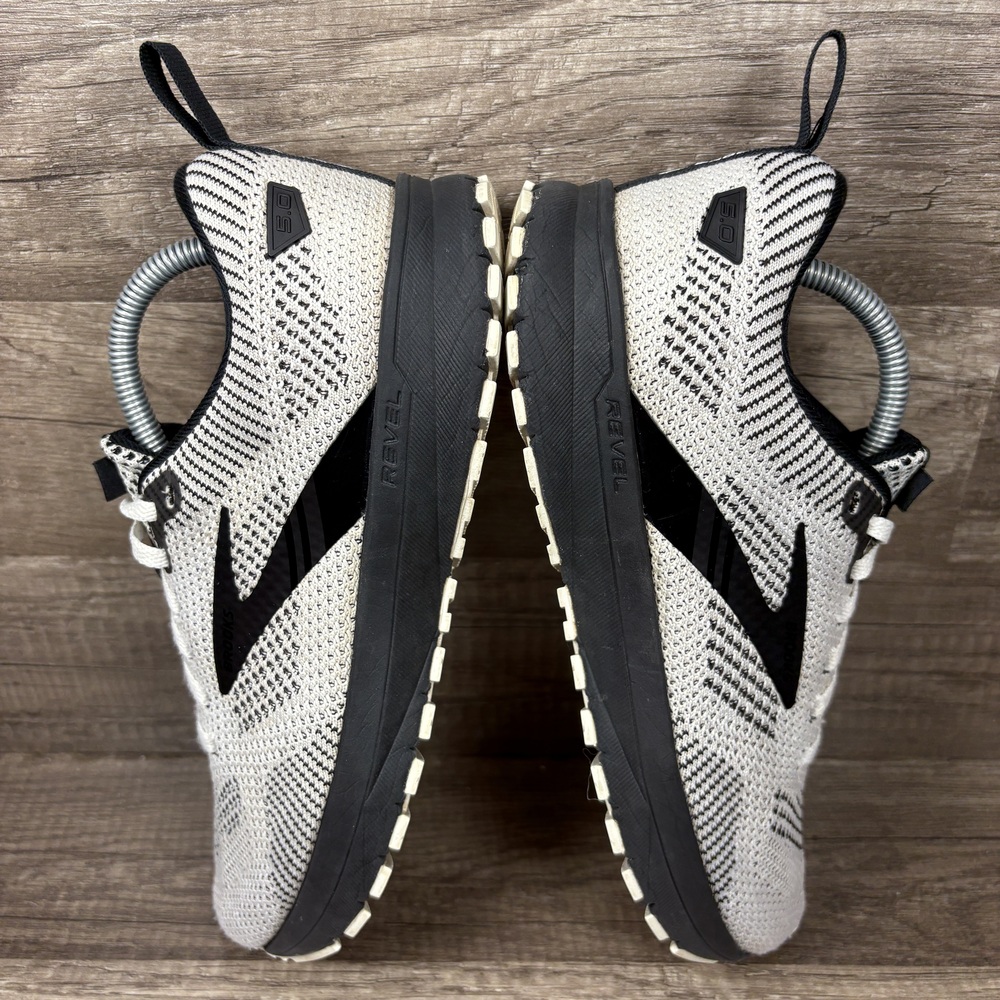 Brooks Revel 4 Gray Black Womens US Size 8 EUR 39 1203611B121 Running Shoes - Picture 7 of 10